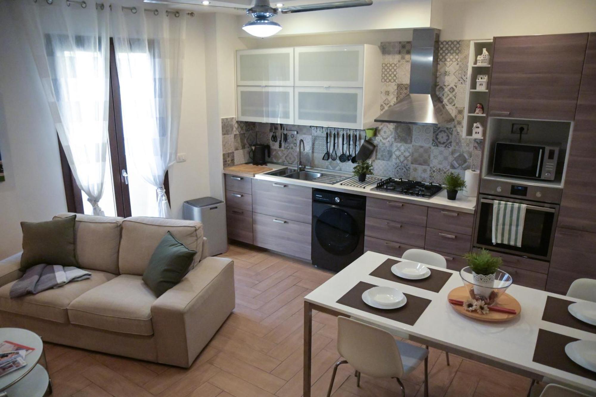 Giorgia House *